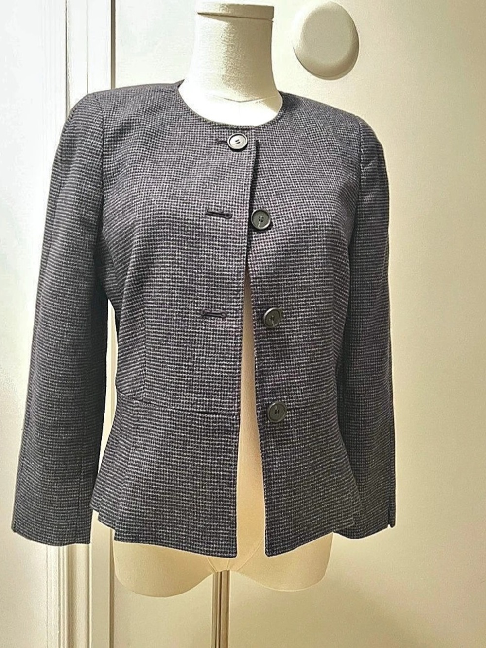 Ann Taylor Petite Checkered Blazer in Gray & Blue Size 4P Like New
